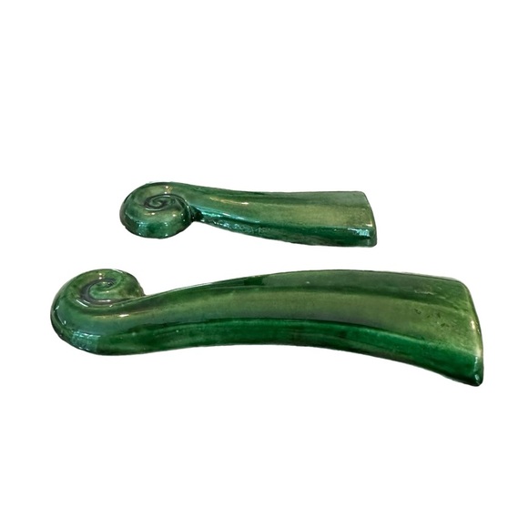 Nurez Art | Green Ceramic 2 Piece Wall Hanging Ferns - Picture 4 of 8